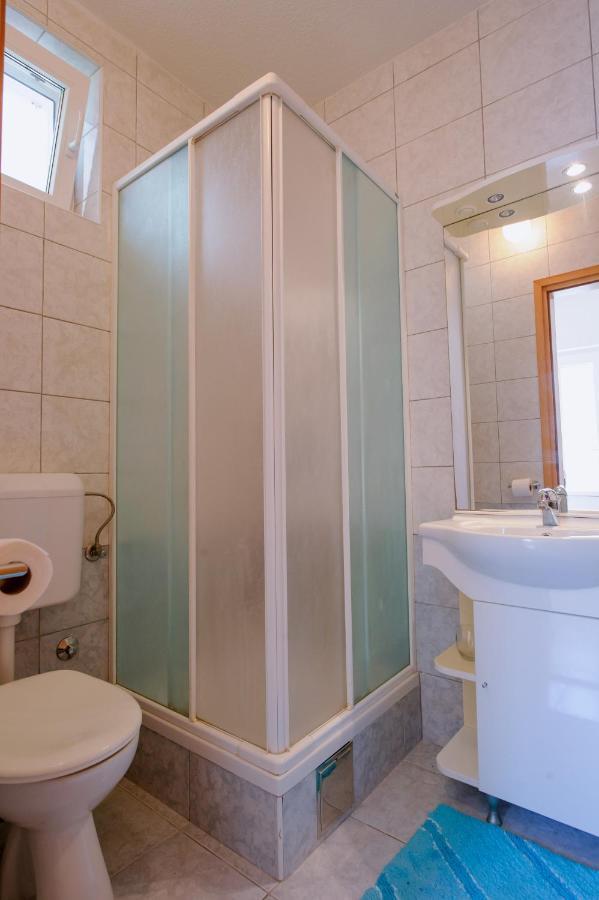 Pension Maric Rooms Brist Exterior foto
